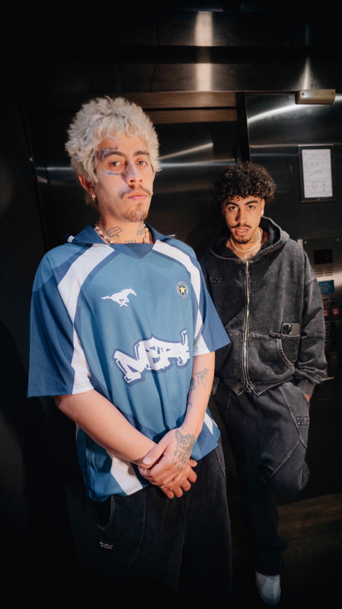 CAMISETA AZUL