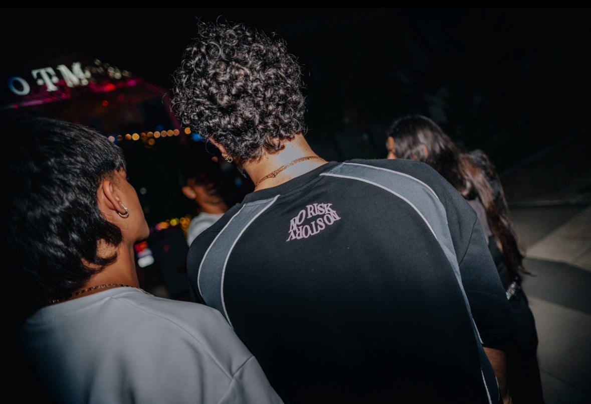 fContour Black/Grey T-shirt (RESTOCK)