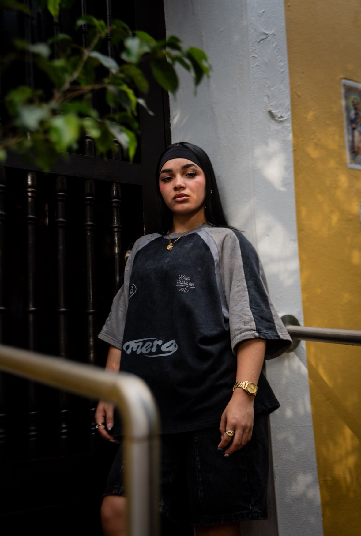 Camiseta Negra Trishade (REPOSICIÓN)